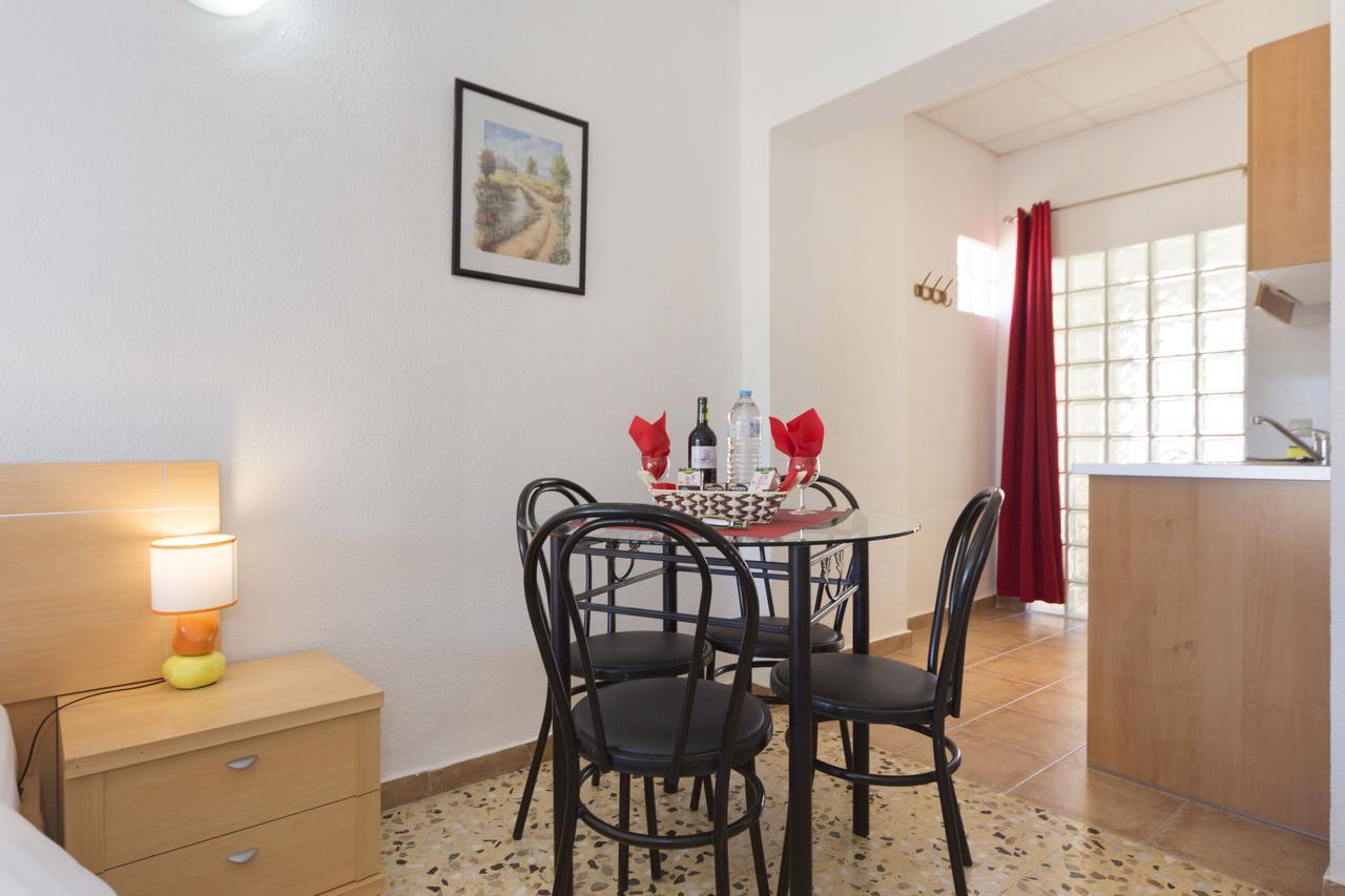อพาร์ตโฮเทล การ์ริโอ ซอล - มอนตีส์ Apartment กัลเป ภายนอก รูปภาพ