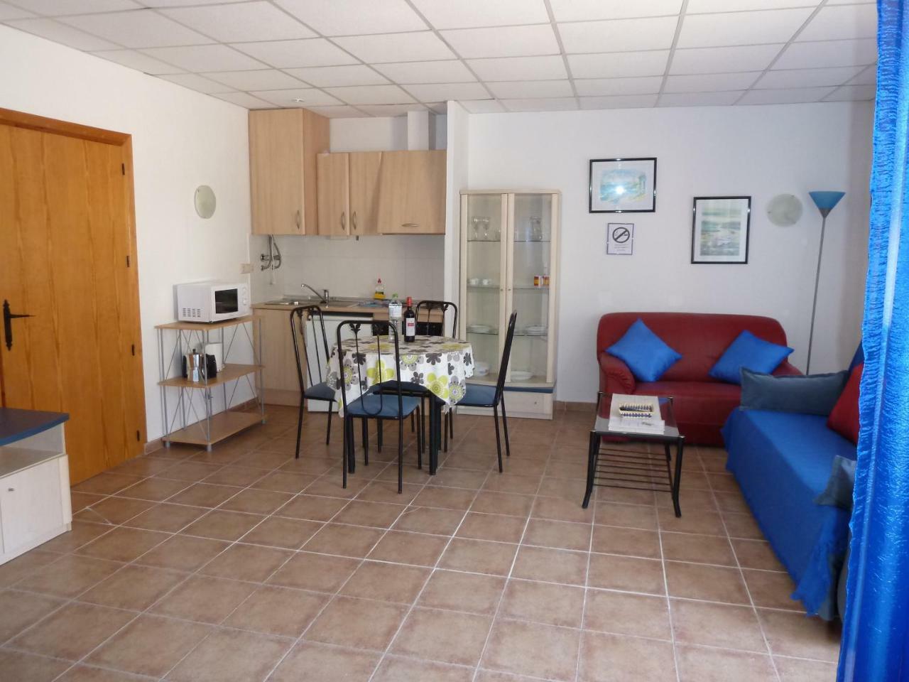อพาร์ตโฮเทล การ์ริโอ ซอล - มอนตีส์ Apartment กัลเป ห้อง รูปภาพ